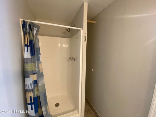 Building Photo - 1824 Hendricks Ave