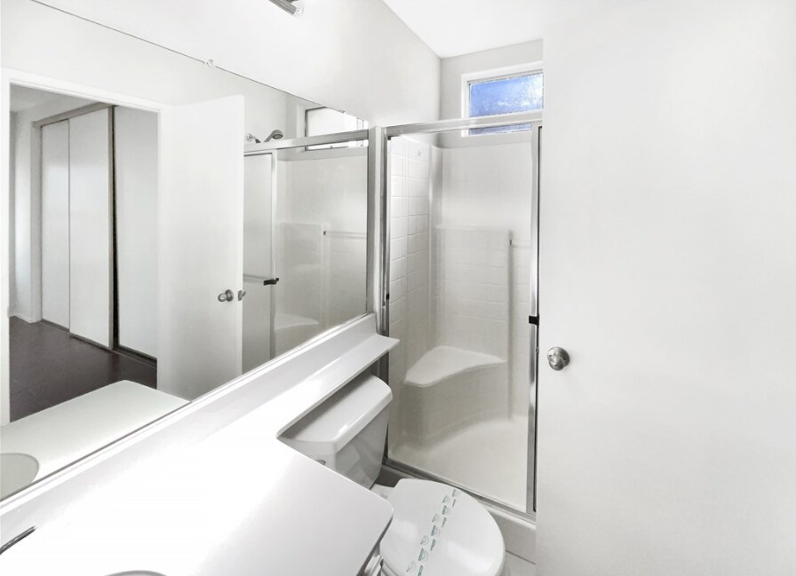 Building Photo - 12362 Highgate Ave