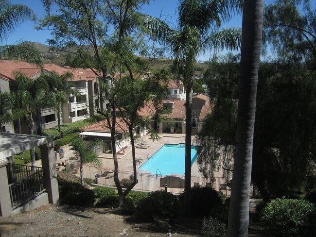 Building Photo - GORGEOUS CORONA CONDO