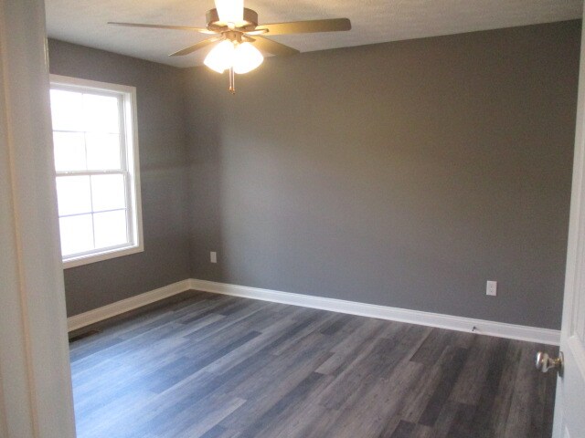 Building Photo - 1504 Commerce Dr