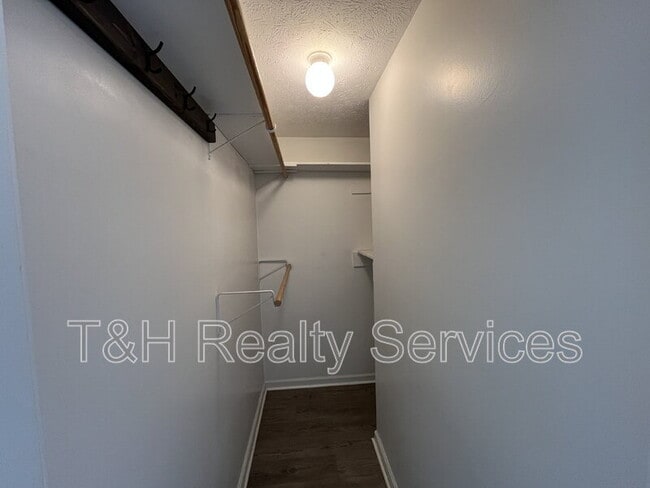 Building Photo - 4807 IN-39