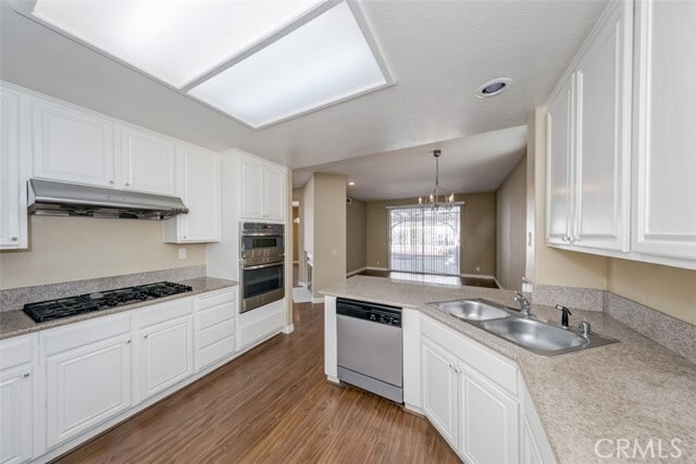 Building Photo - 2568 La Salle Pointe