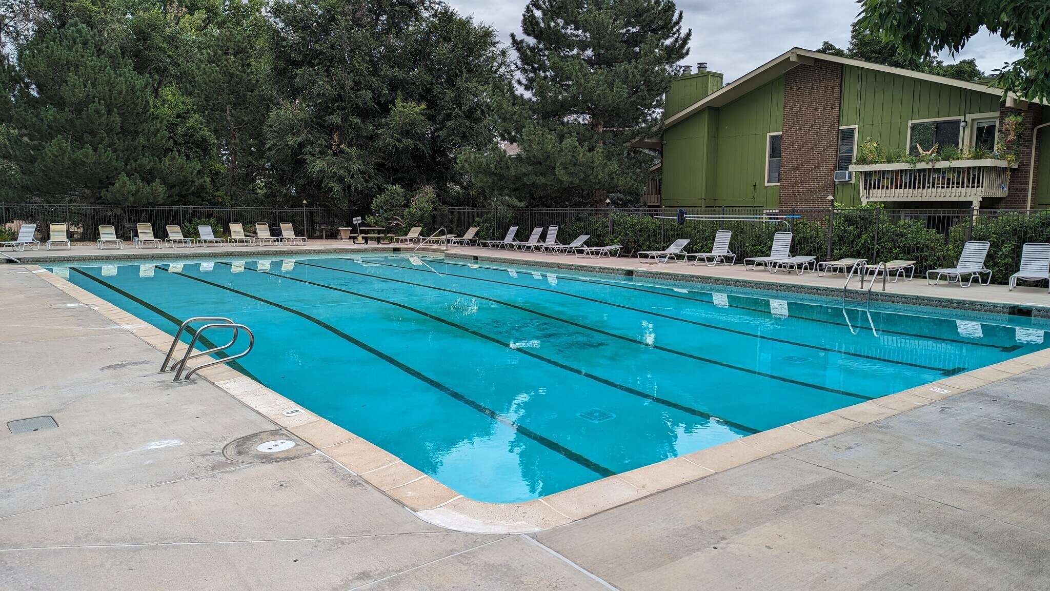Aspen Grove - Large Pool - 2800 Kalmia Ave