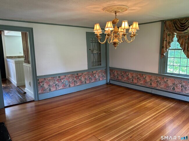 Building Photo - 957 Palisado Ave