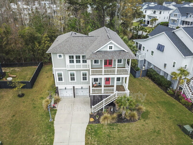 Building Photo - 1485 Menhaden Ln