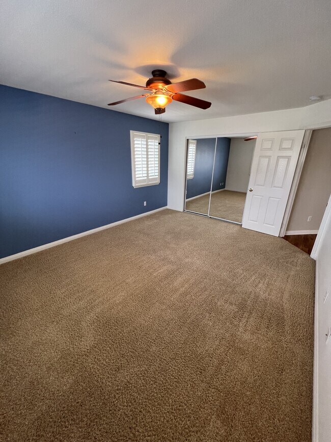 Building Photo - 42251 Harwick Ln