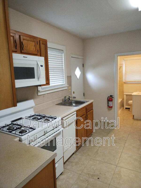 Building Photo - 1917 W High St