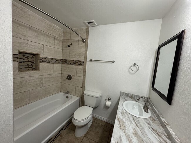 Building Photo - 4329 W Garden Dr