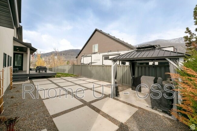 Building Photo - 52 N 400 W