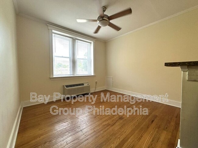 Building Photo - 437 W School House Ln