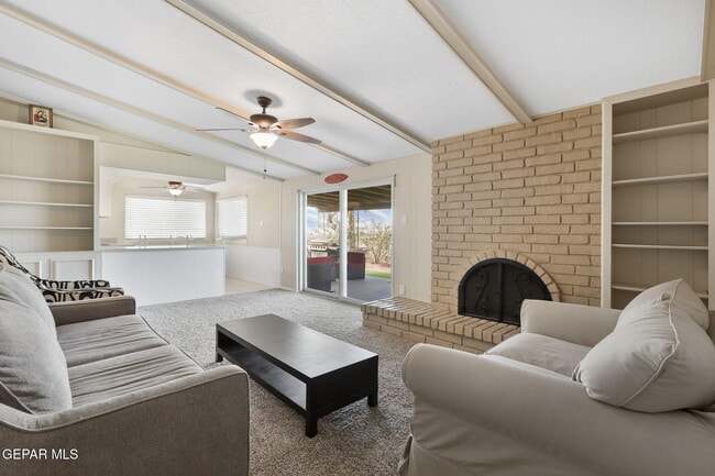 Building Photo - 4871 Los Reales Dr