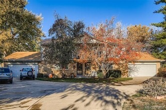 Building Photo - 387 Upham St