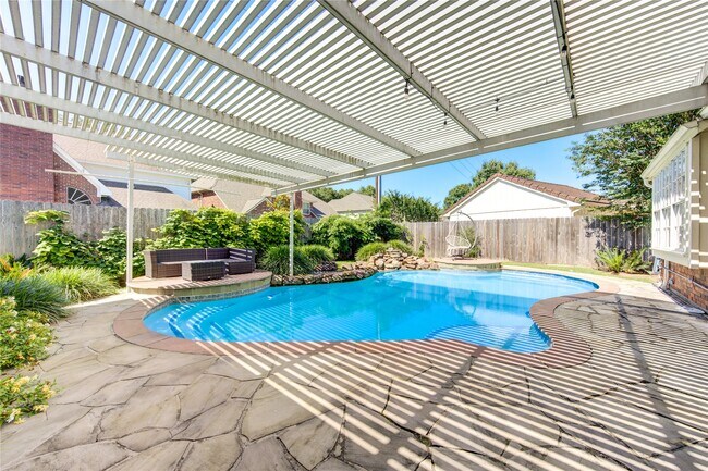 Building Photo - 3622 Springhill Ln