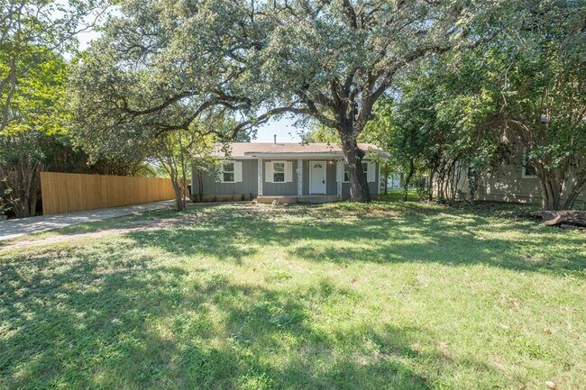 Building Photo - 606 West St