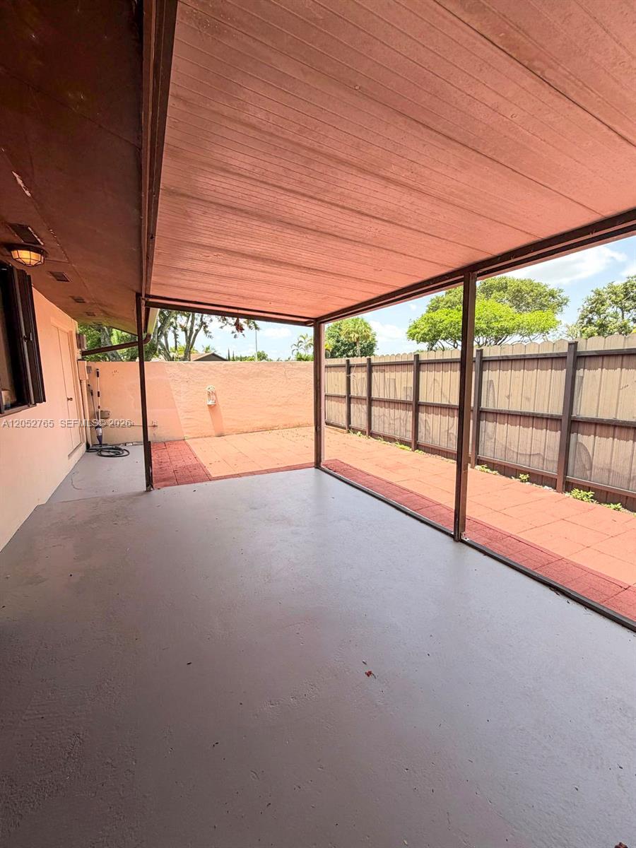 Building Photo - 5028 SW 138th Avenue Cir