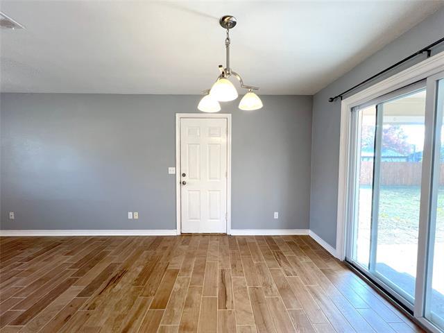 Building Photo - 408 W Morton Ave