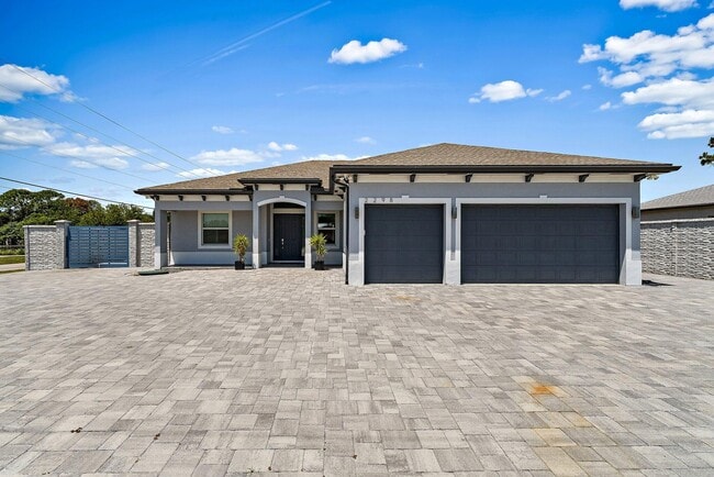 Building Photo - 2298 SE Pear Ln
