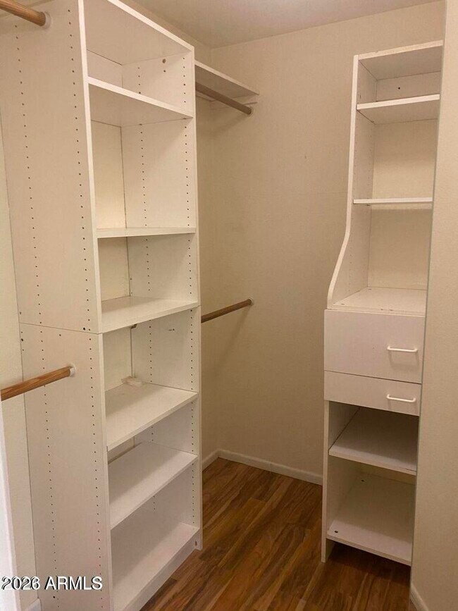 Building Photo - 12421 S Oneida Ct