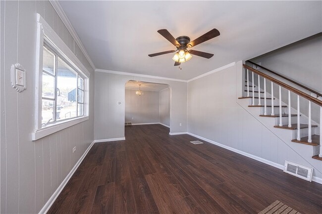 Building Photo - 741 Griffith St