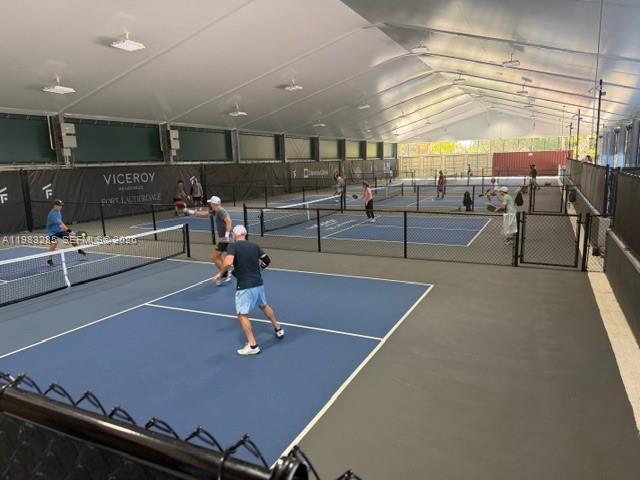 Building Photo - 2927 SW 18th Terrace