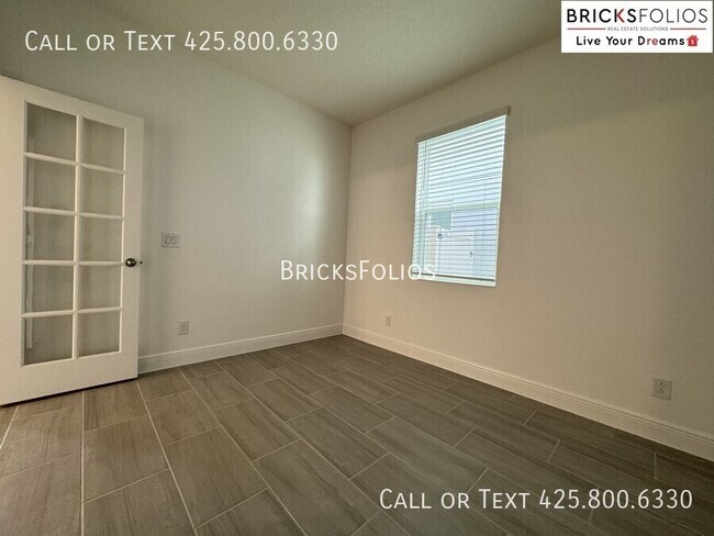 Building Photo - 14508 Crestavista Ave