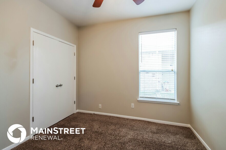 Building Photo - 22034 Willow Downs Dr