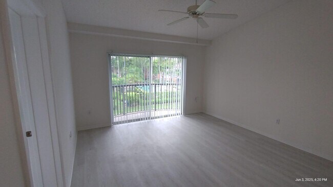 Building Photo - 4155 N Haverhill Rd