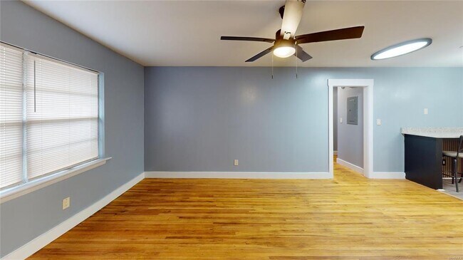 Building Photo - 302 Moncrief St