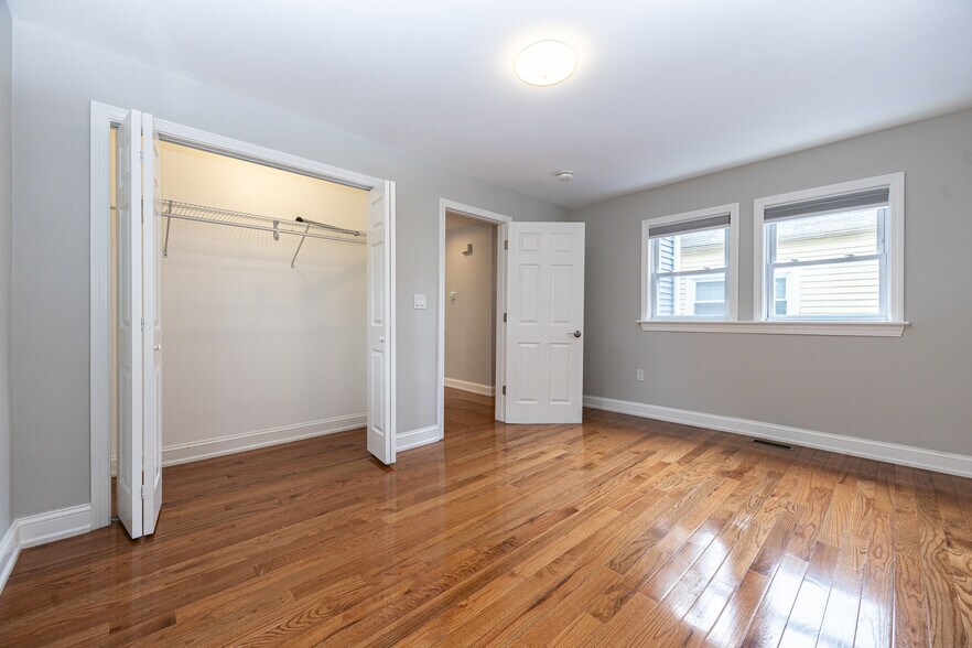 Building Photo - 1495 Hyde Park Ave
