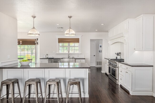 Building Photo - 5214 N 43RD PL