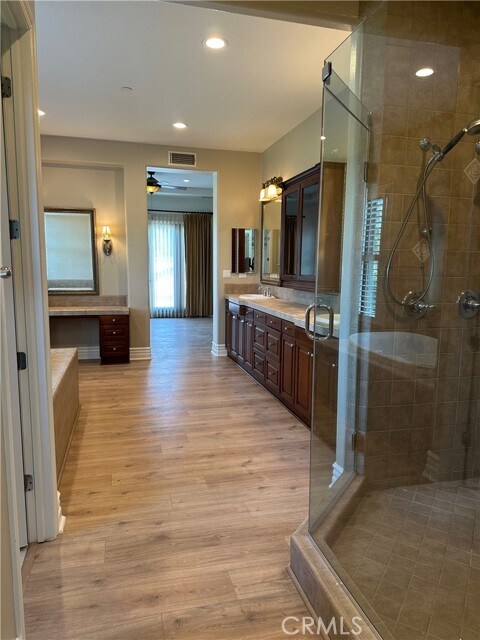 Building Photo - 25351 Mustang Dr