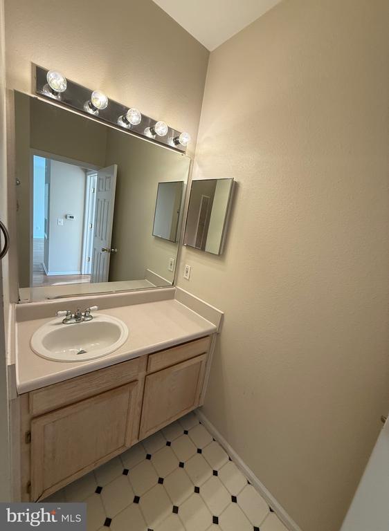 Building Photo - 1601 Spring Gate Dr.
