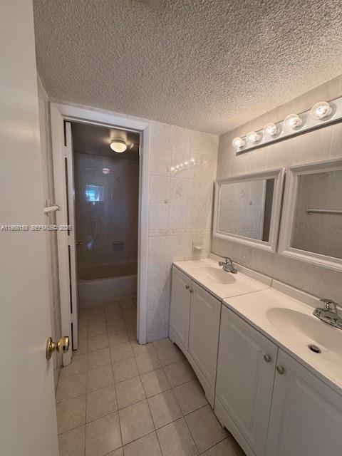 Building Photo - 6130 W 19th Ave