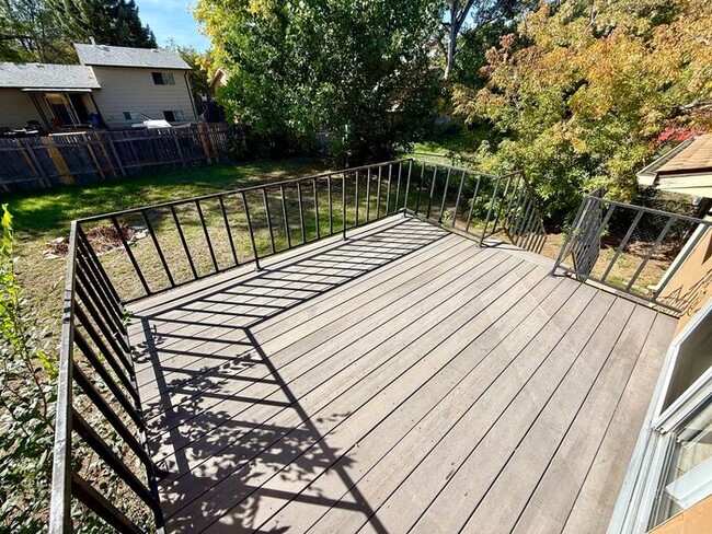 Building Photo - 6 MONTH LEASE SPECIAL! 4 Bed, 2 Bath Single Family Home near City Park!