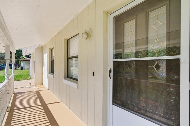 Building Photo - 8 Blakeport Ln