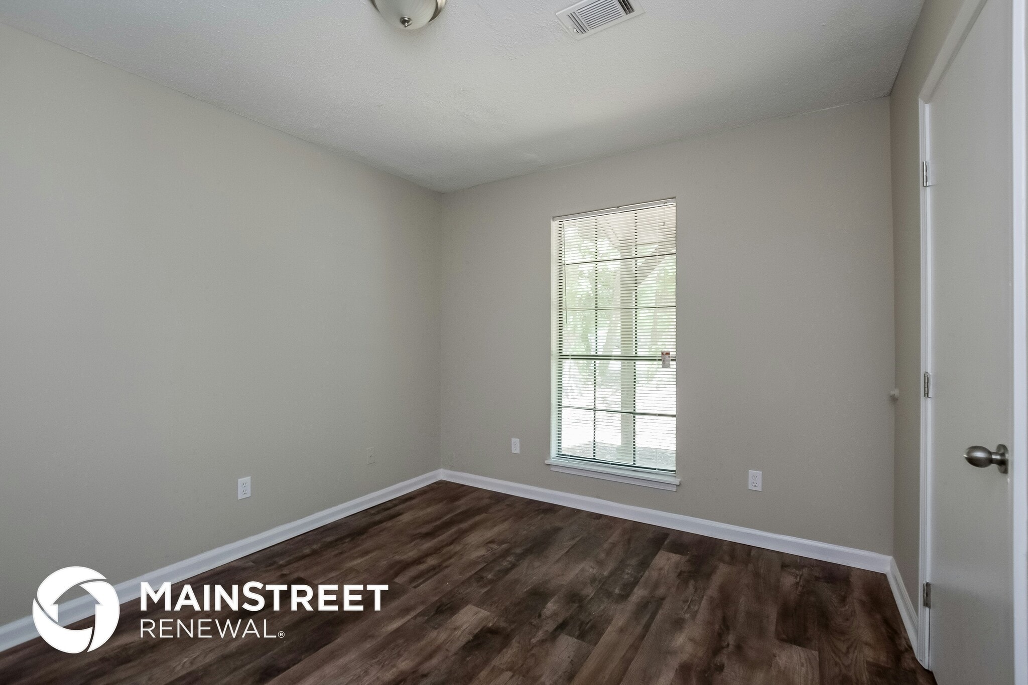Building Photo - 170 Peachtree Dr