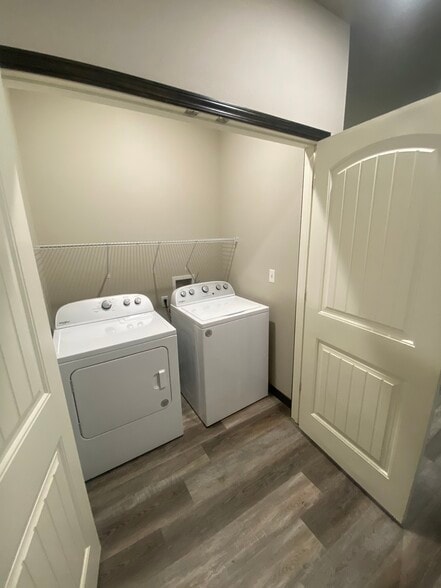 Building Photo - 5614 W 32nd St