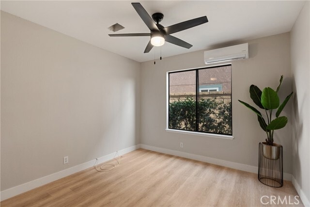 Building Photo - 1540 Vía Buena