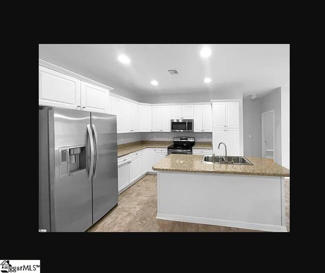 Building Photo - 134 Lauren Wood Cir