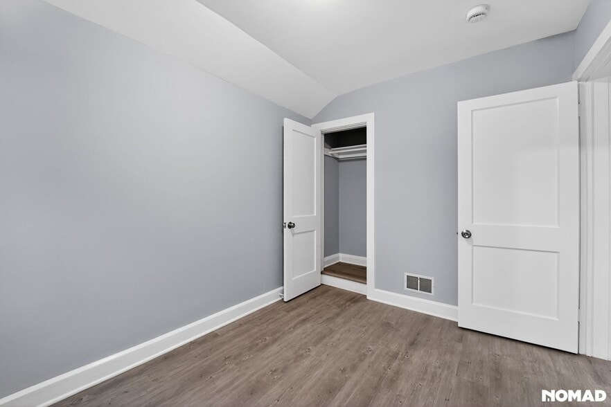 Building Photo - 8550 Oakleigh Rd