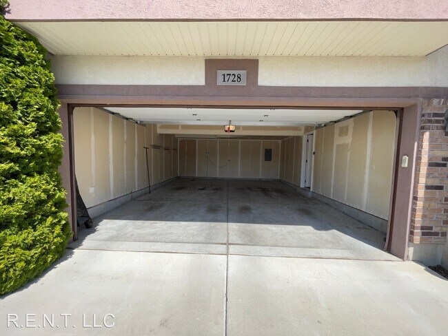 Building Photo - 4 br, 2 bath House - 1728 W. 1100 S.