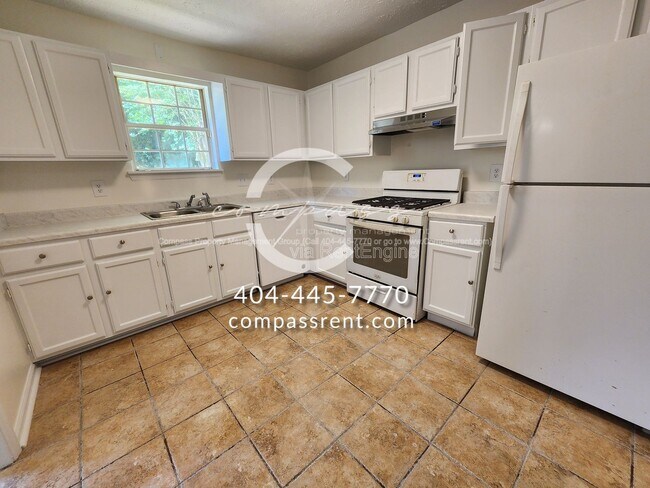 Building Photo - 5047 Chadwick Ct