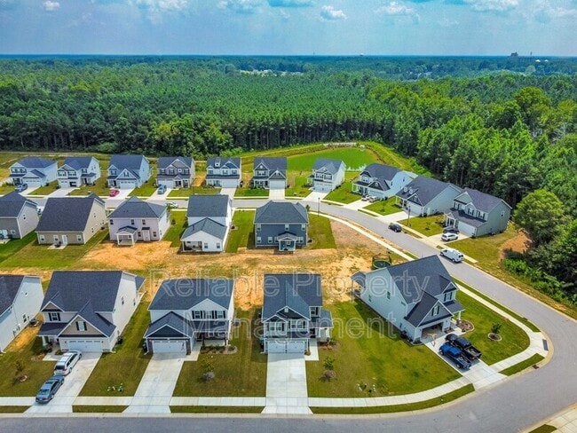 Building Photo - 102 Wicklow Ct