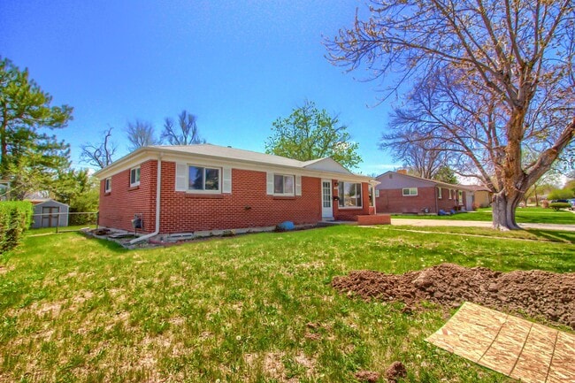 Building Photo - 3084 W Chenango Ave