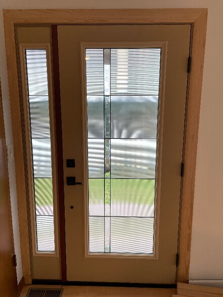 Building Photo - 129 126th St E