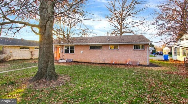 Building Photo - Coming Soon in June! Single Family Home in York Suburban Schools!