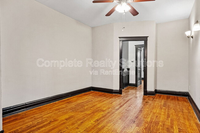 Building Photo - 3001 S Compton Ave
