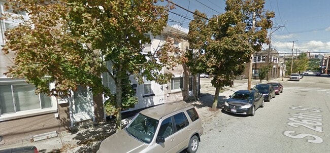 Building Photo - Modern 3 bed, 2 bath, south side flats rental
