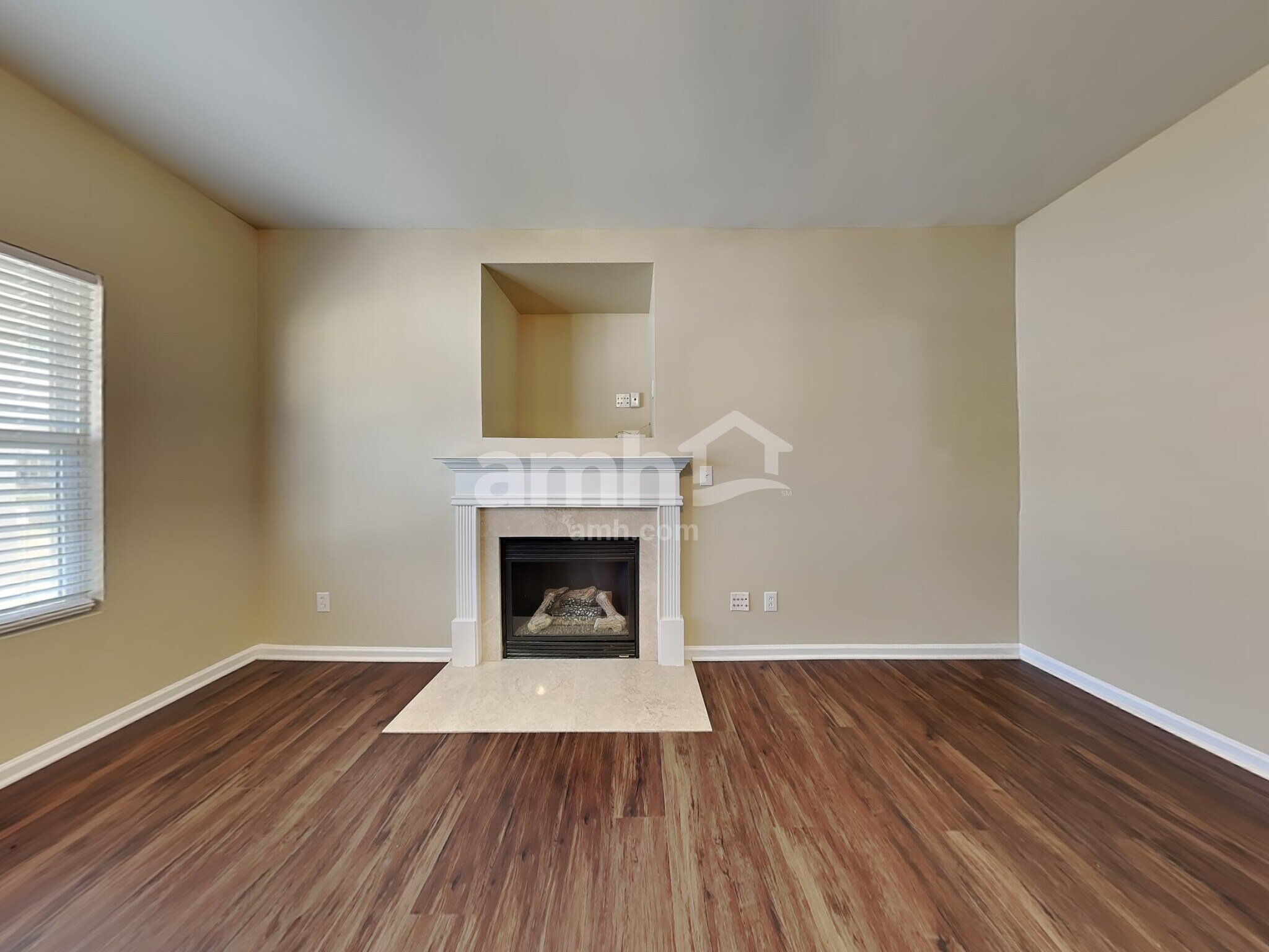 Building Photo - 4640 Lauren Woods Ct