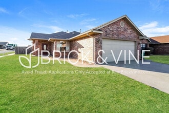 Building Photo - 4213 Hunterfield Ave